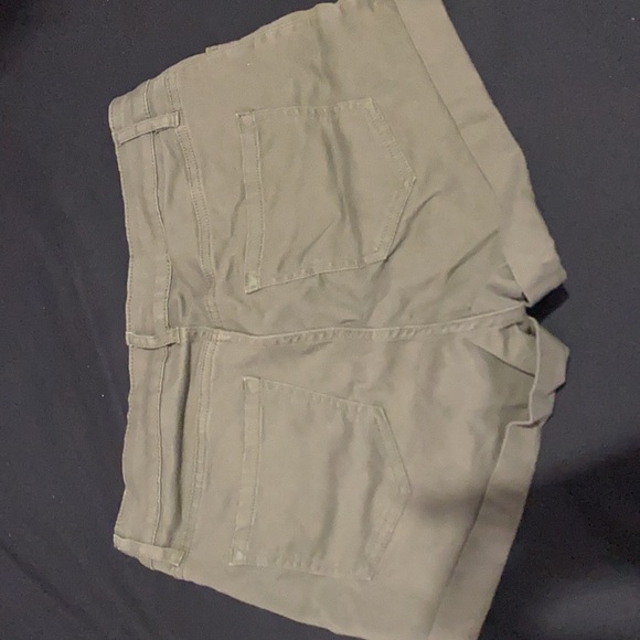 H&M - Picture 2 of 2